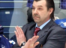 Новым главным тренером сборной России по хоккею может стать Олег Знарок