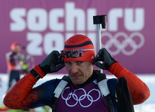 Биатлонист Александр Логинов не побежит спринт