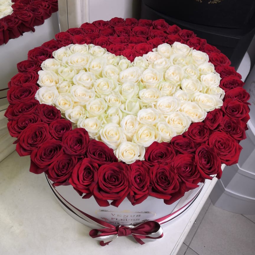 Букет роз для любимой бесплатная доставка по Москве - Venus in Fleurs